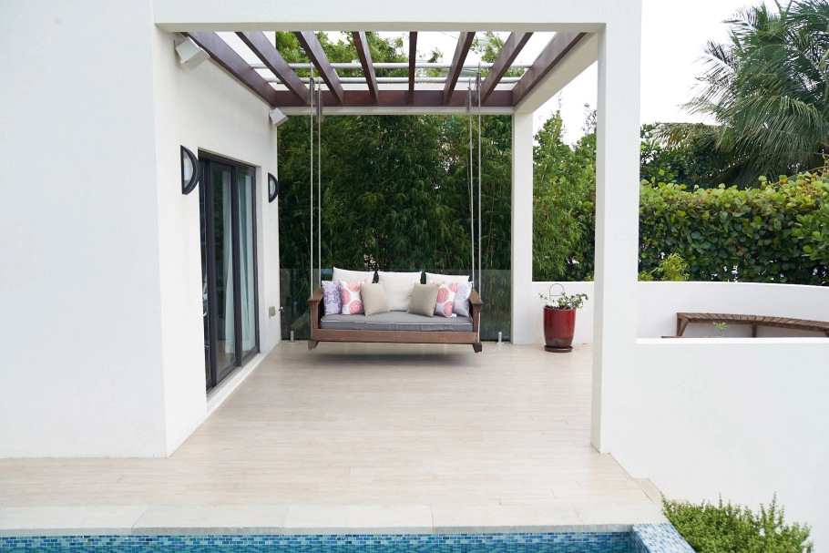 Grand Harbour Modern Home