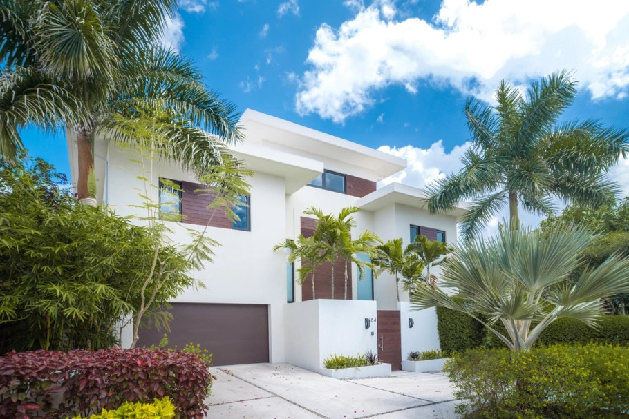 Grand Harbour Modern Home