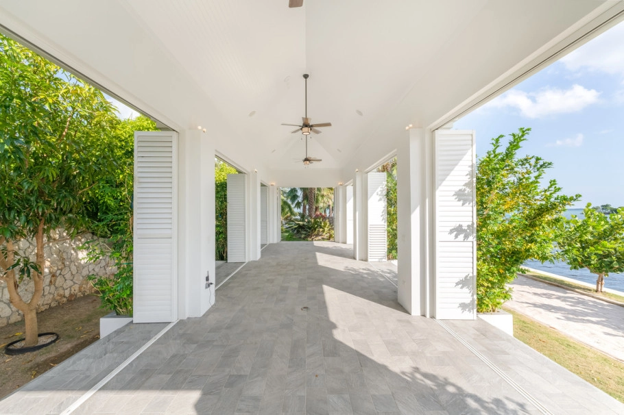 Canal Point Estate