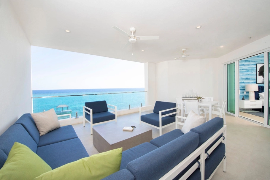 Rum Point Club #405