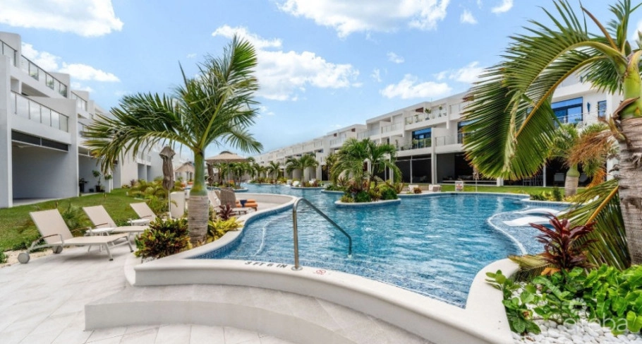 Bahia - Upgraded & Furnished