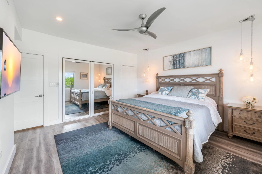 Coral Bay Village