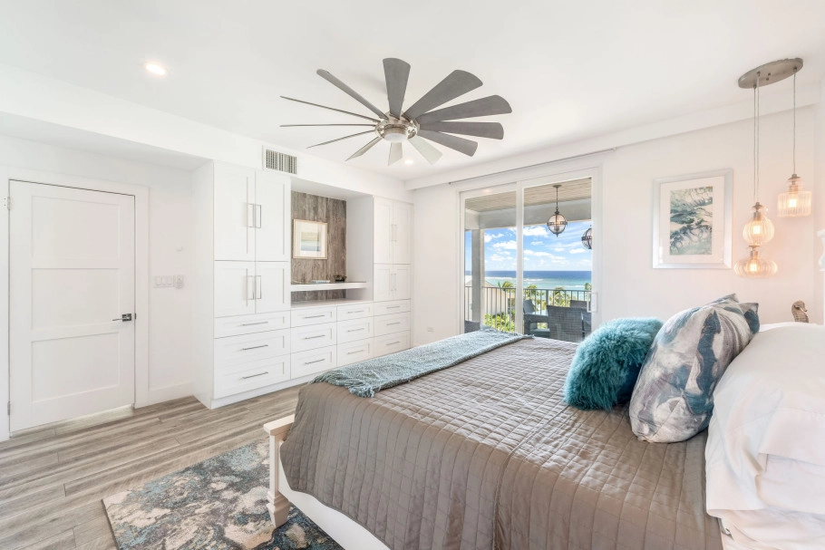 Coral Bay Village