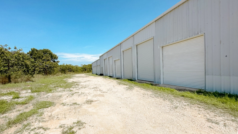 Little Cayman Warehouse (20 Units) And Land Sub-division  13 Lots