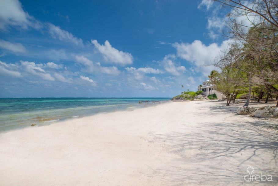 The Sand Bluff Estate | Gun Bay, East End
