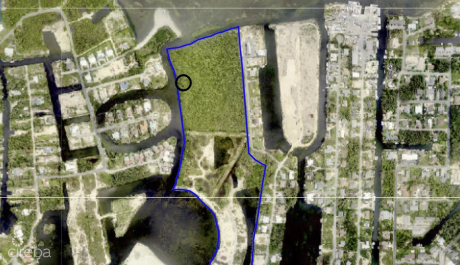 Auburn Bay, Large Canal Front Lot C9