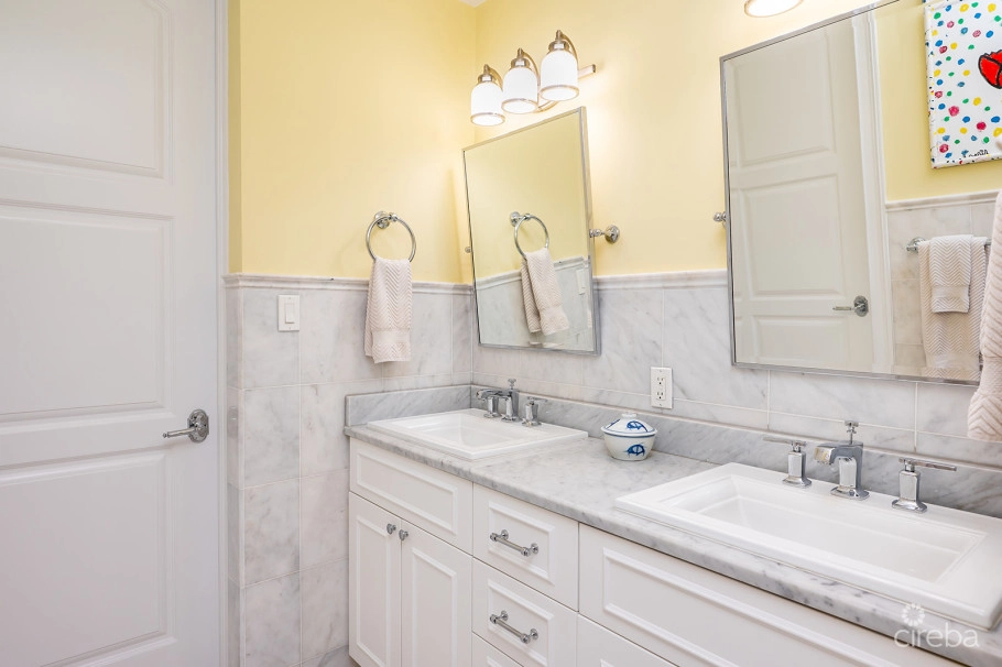 The Dock House | A Vista Del Mar & Yacht Club Signature Residence