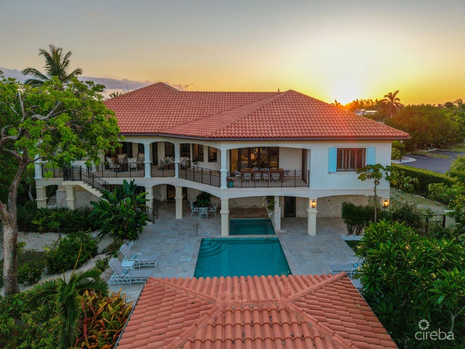 The Dock House | A Vista Del Mar & Yacht Club Signature Residence
