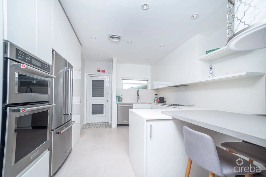 Christopher Columbus Penthouse Oceanview