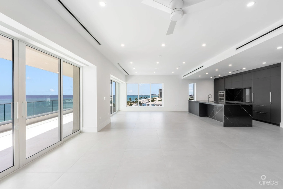 Aqua - Beachfront Residence #5, Seven Mile Beach