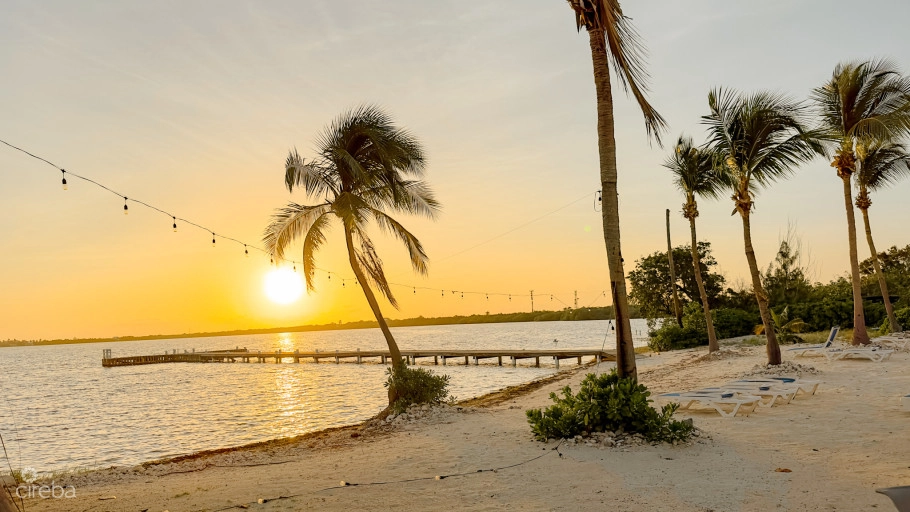Little Cayman - Kingston Bight - Investment Opportunity