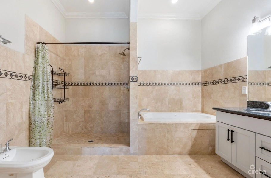 Westview- Ground Floor Oceanfront Condo