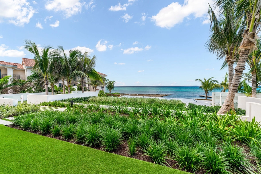 Aqua 1 - Luxury Condo On Seven Mile Beach