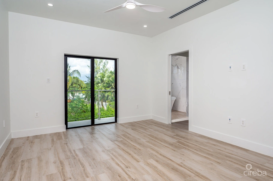Lavania Court - Gated - Large 2 Bed 2 Bath Townhomes