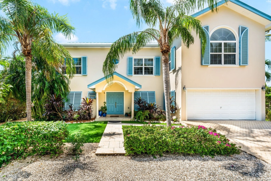 Bimini Drive 303  - Grand Harbour |  5-bed Waterfront Home