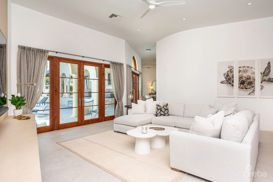 Miramar, A Vista Del Mar Ocean Front Estate