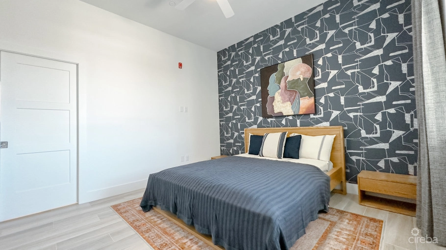 Sunset Point End Unit West Bay