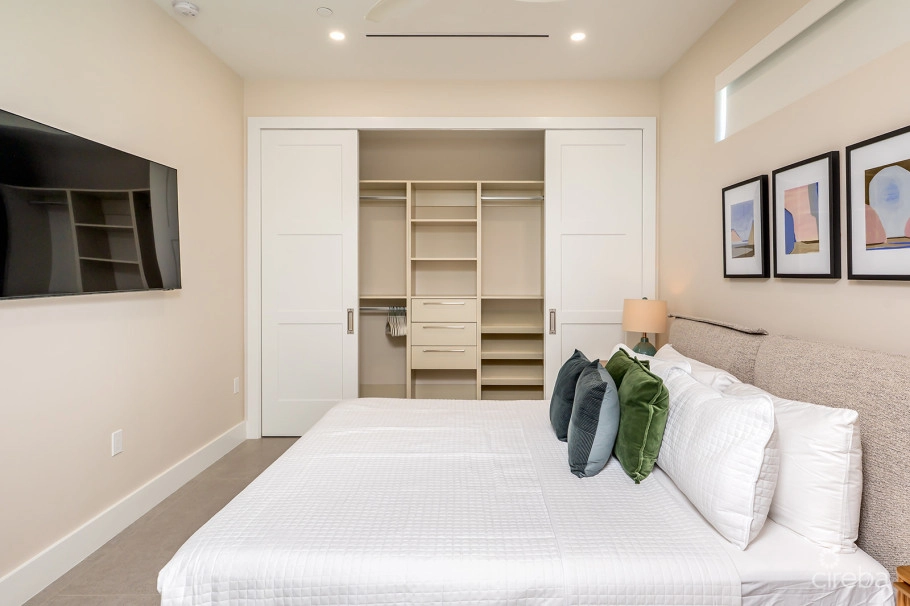 Point West Unit #10 - One Bed Garden View