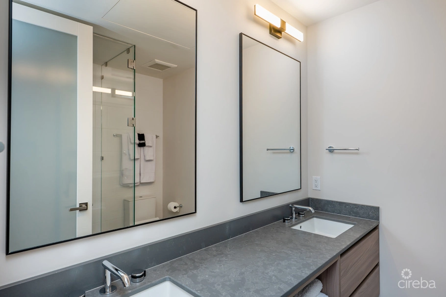 Point West Penthouse #24 - Three Bed Ocean View