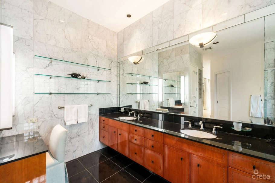 Villa Gabrielle Luxury Oceanfront Estate