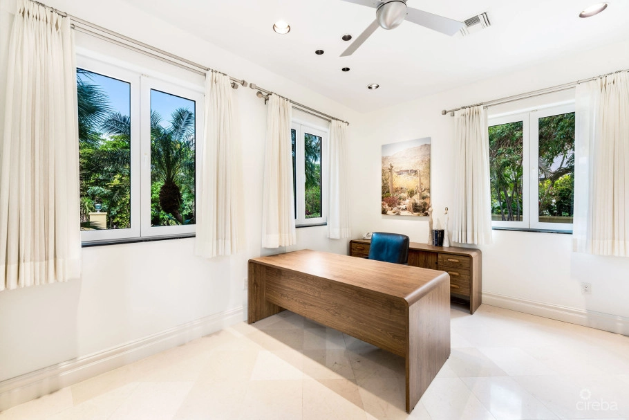 Villa Gabrielle Luxury Oceanfront Estate