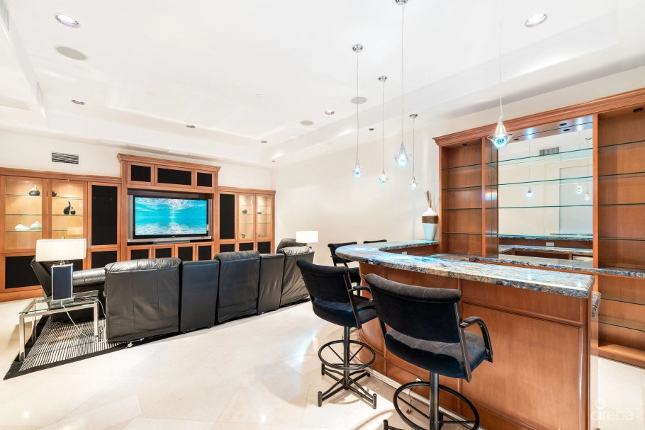 Villa Gabrielle Luxury Oceanfront Estate