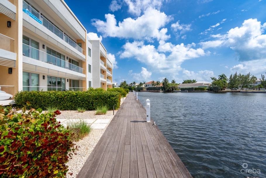 One Canal Point 535 With Dock