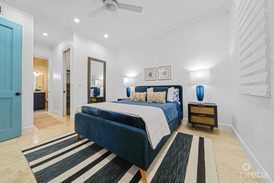 Kisha 105 | 2bdrm Waterfront Walkout  -coastal Chic Corner Unit
