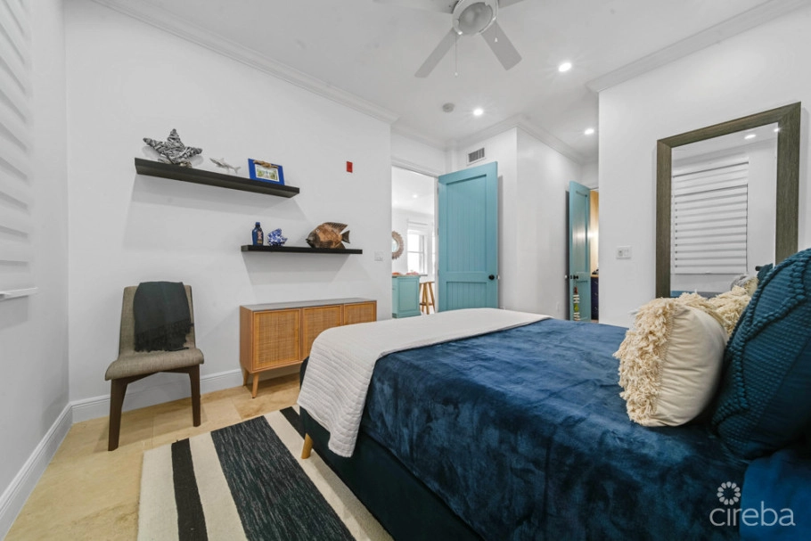 Kisha 105 | 2bdrm Waterfront Walkout  -coastal Chic Corner Unit