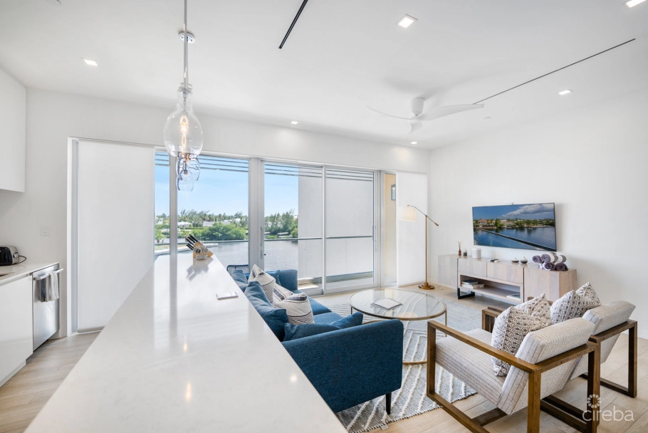 One Canal Point 535 With Dock
