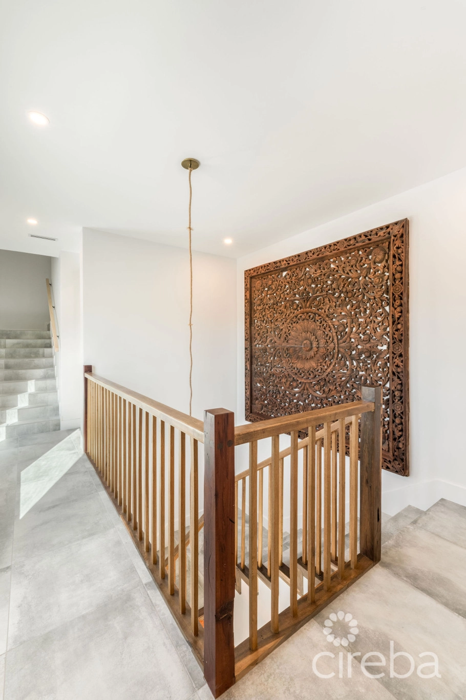 Halcyon Point - Experience  Luxury Firsthand