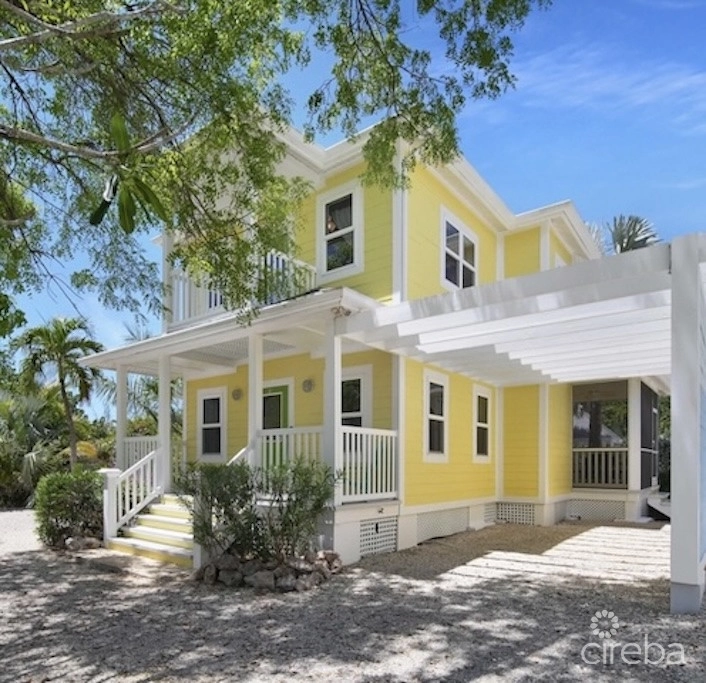 Seacliff Yellow Located In Cottage