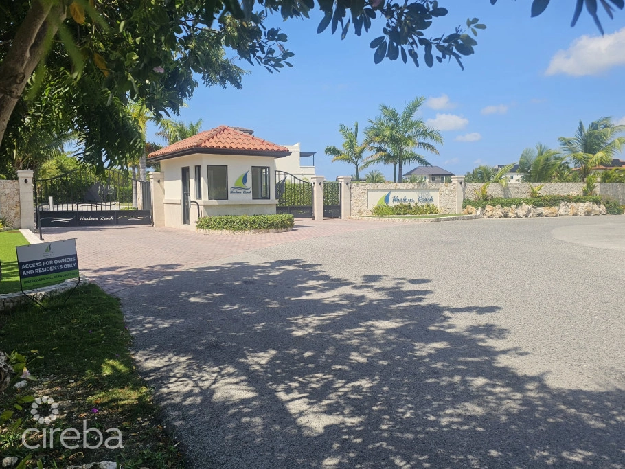Prime Location Canal Front Harbour Reach