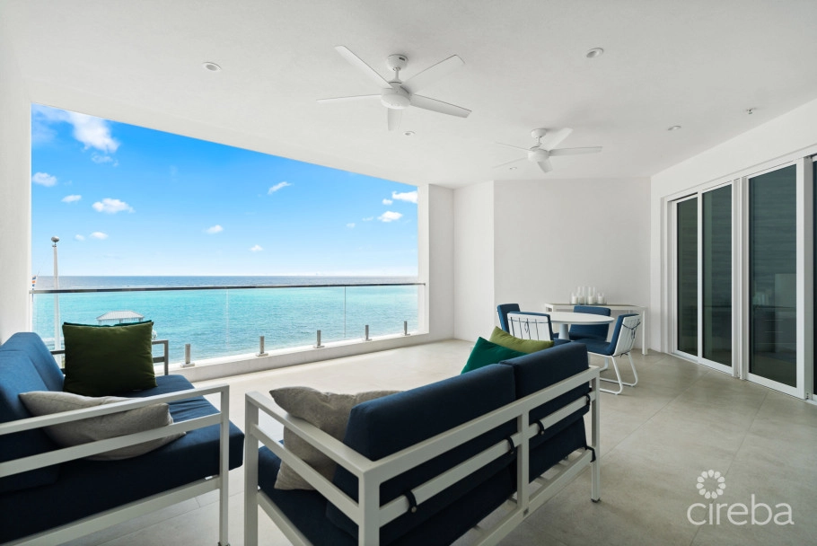 Rum Point Club 305