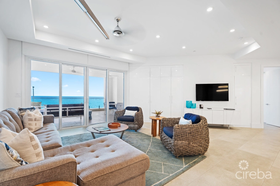 Rum Point Club 305