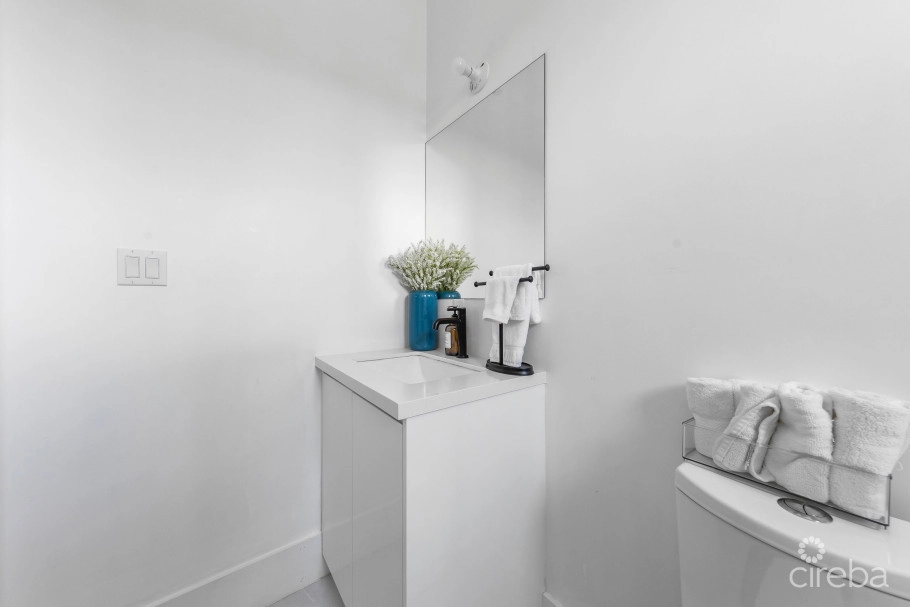 48 Haven Circle - Modern Single Family Home