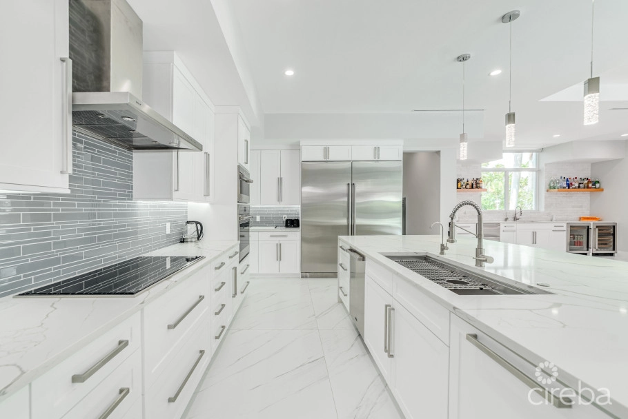 Britannia Estates Family Home Seven Mile Beach Corridor