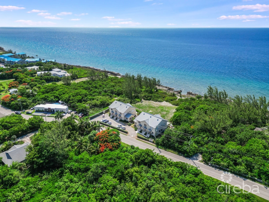 Paradise Point | 3-bed, 2.5-bath Oceanfront Townhouse | West Bay