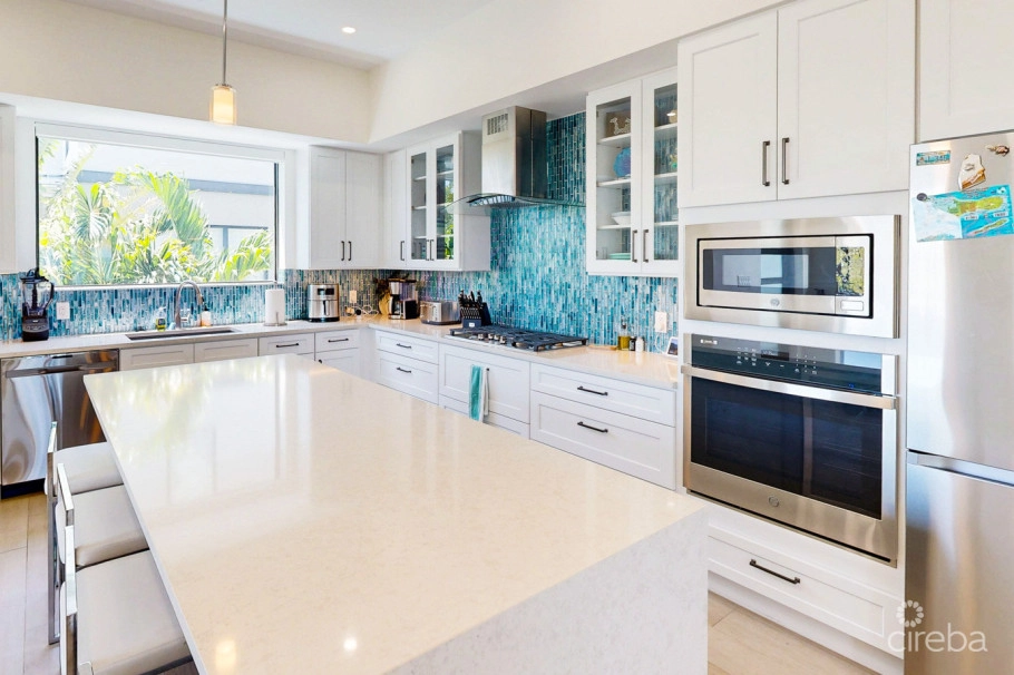 Seahaven Oceanfront 3 Bed