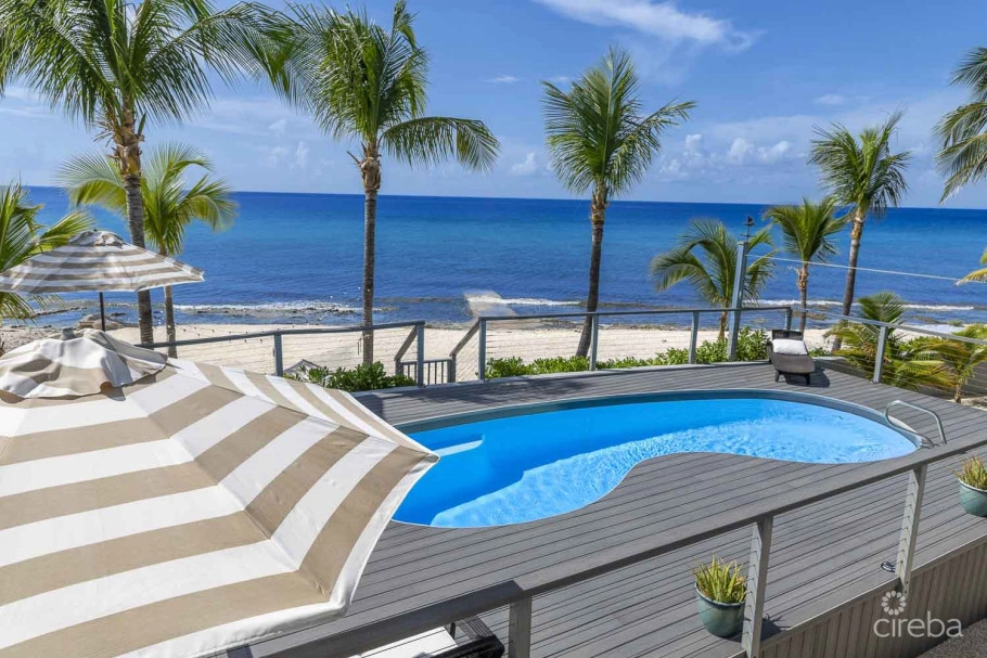 A Wave From It All - Fully Reno'd 4 Bed Oceanfront