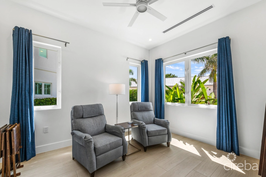 Oceans 9  Villa 7  West Bay Luxury Beachview Detached Home
