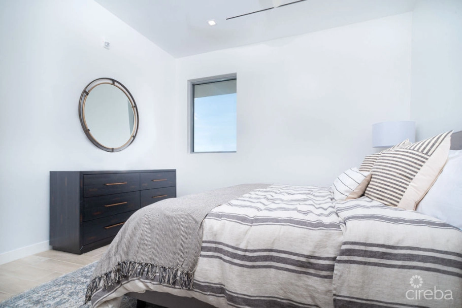 1 Bed One Canal Point