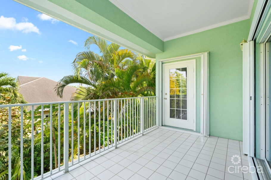Spacious 3 Bedroom Apartment In South Sound!