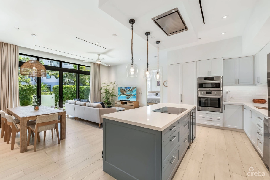 Olea 414 - Private Garden 2-bed Residence