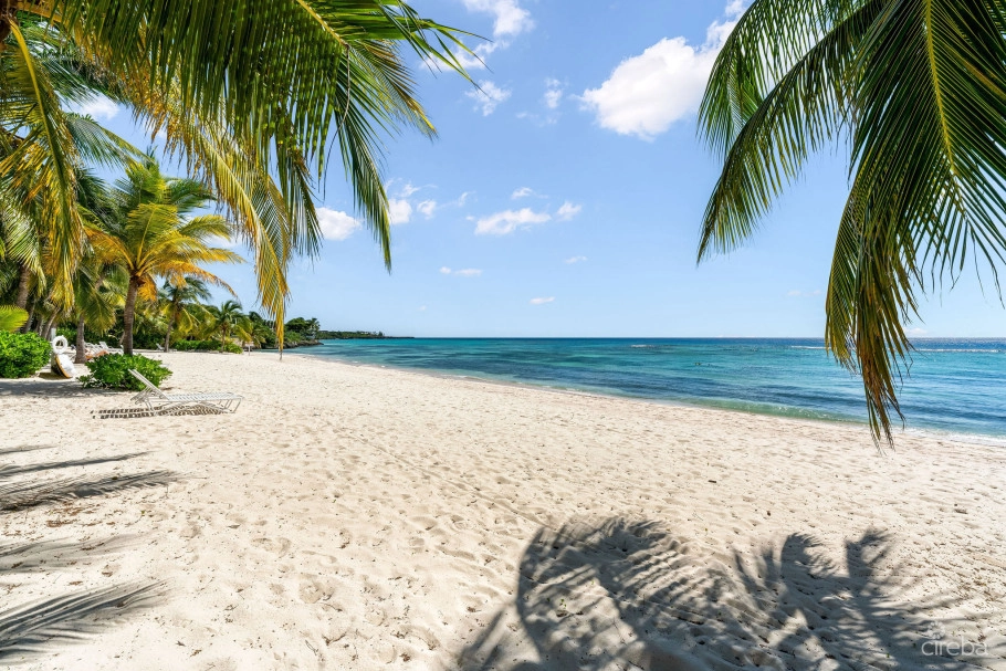 Superb Value And Views On Spotts Beach - 15 Coral Bay Village