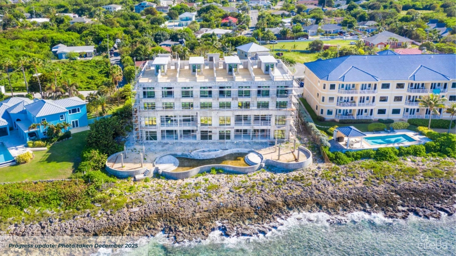Waves 1, Oceanfront End Unit