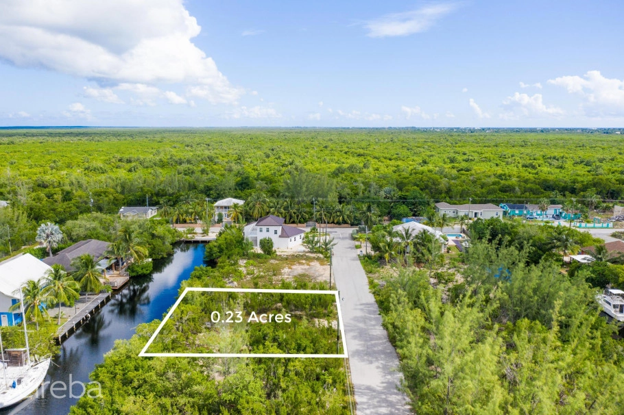 Green Street 0.23 Acres, Savannah Canal-front