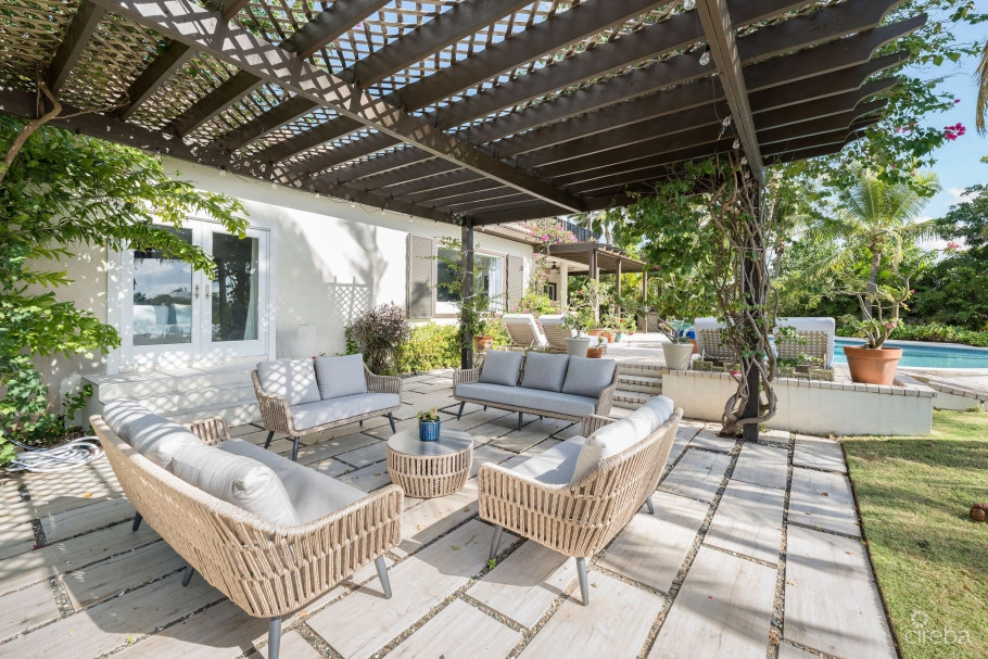 Fully Renovated 4-bed Canal Front Home With Den & Dock | The Shores