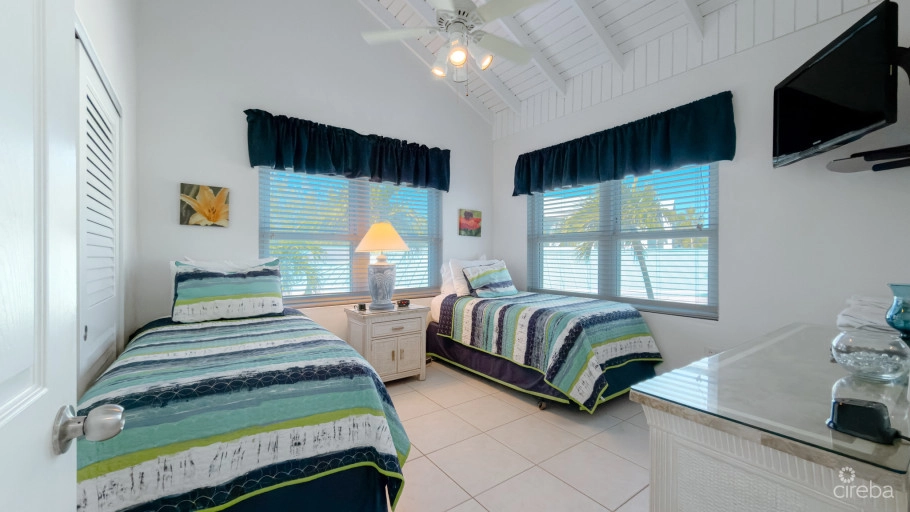 Villas Of The Galleon Condo Seven Mile Beach