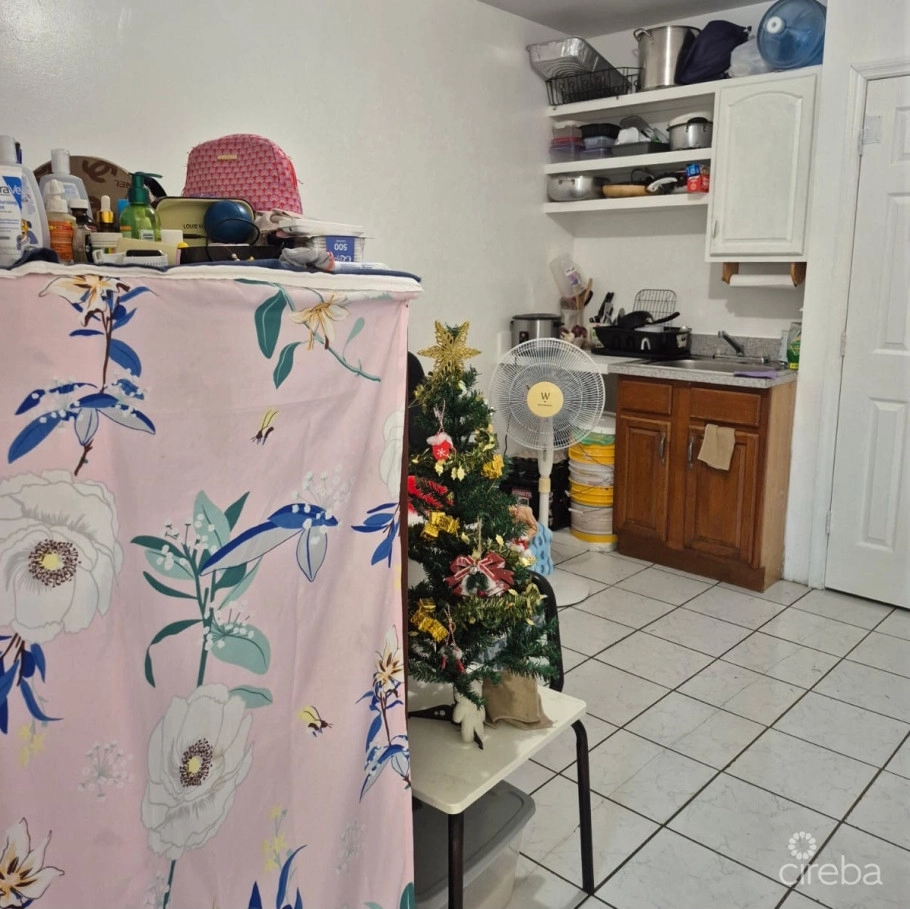 221 Anthony Dr